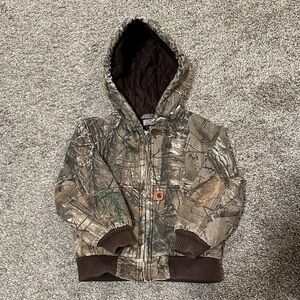 Carhartt RealTree Xtra Quilted Jacket